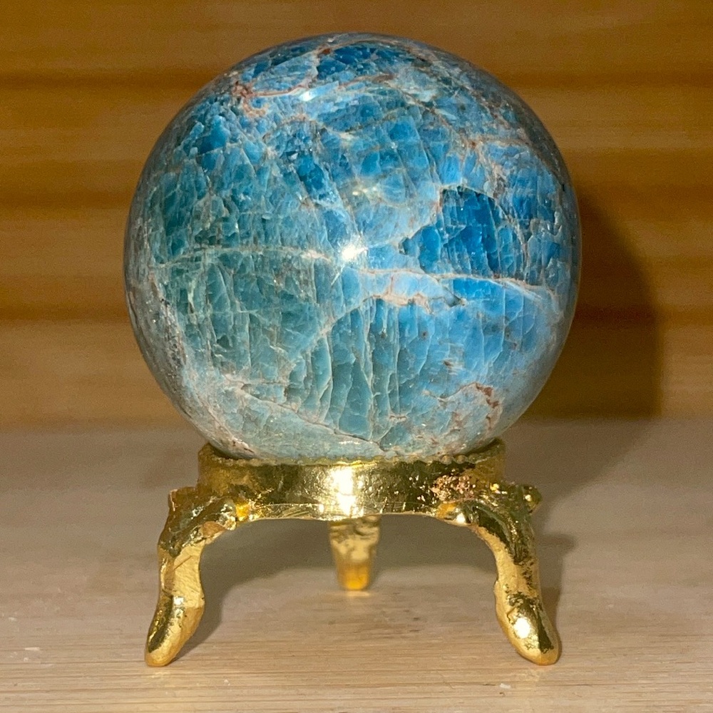 Neon Blue Apatite Sphere 🩵 w/ Gemmy Areas everywhere - Picture 9 of 12